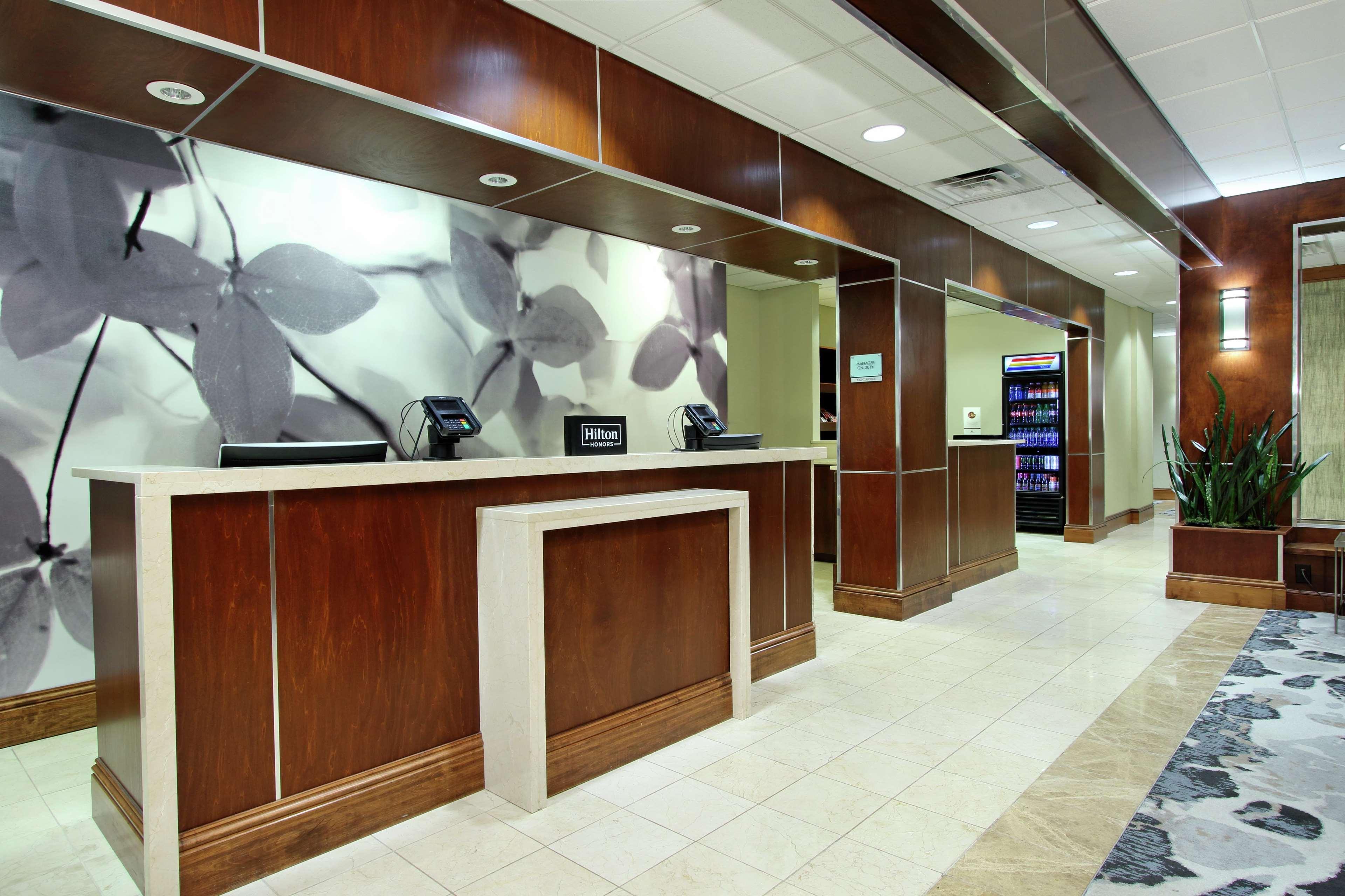 מלון Doubletree By Hilton ניוארק מראה חיצוני תמונה