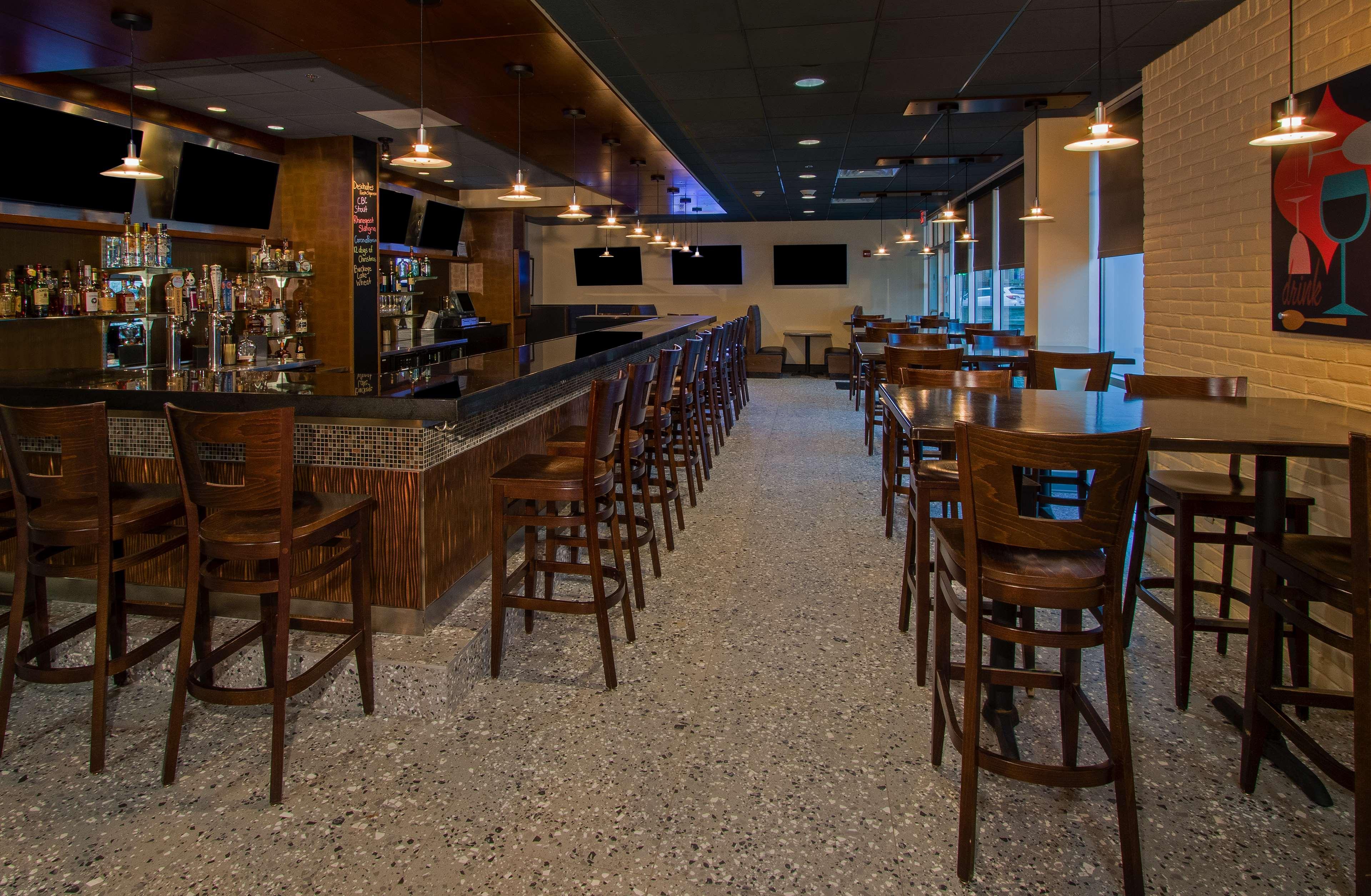 מלון Doubletree By Hilton ניוארק מראה חיצוני תמונה
