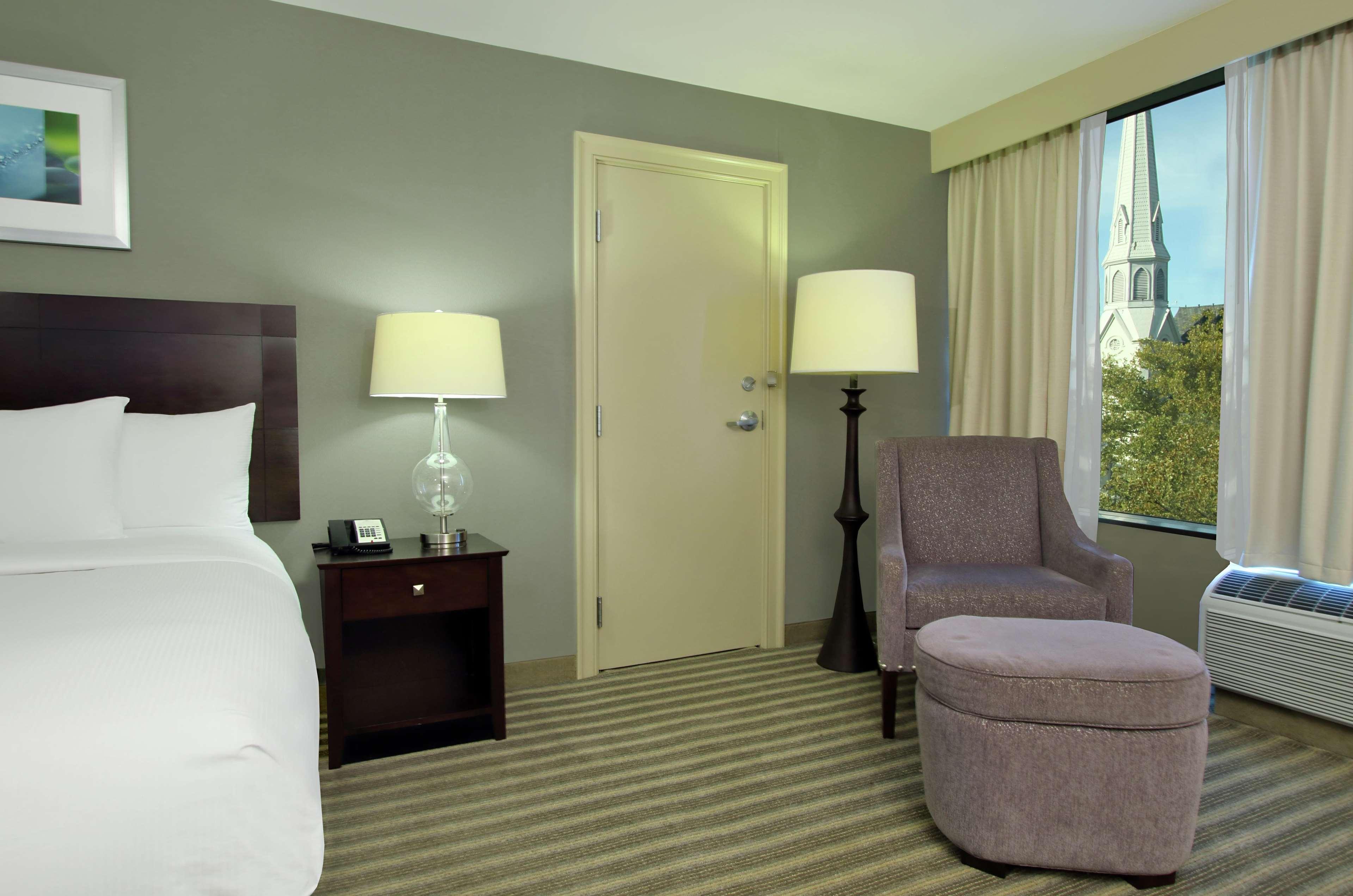 מלון Doubletree By Hilton ניוארק מראה חיצוני תמונה