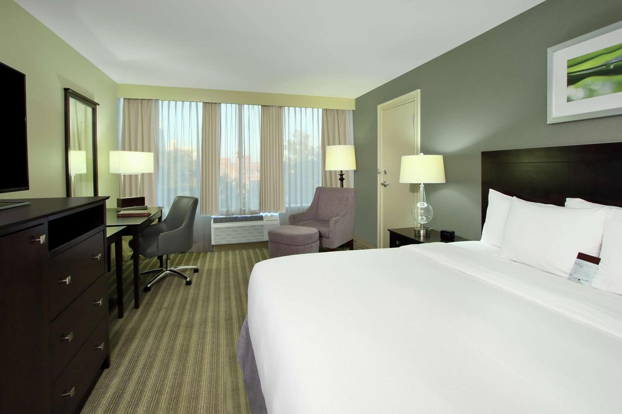 מלון Doubletree By Hilton ניוארק מראה חיצוני תמונה